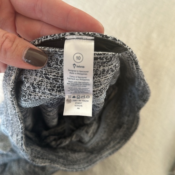 Ivivva Leggings Size 10 - Picture 2 of 5